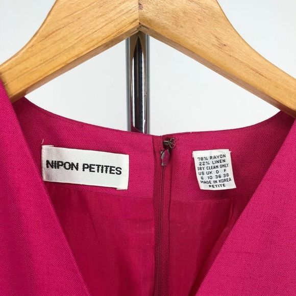 80’s Vintage Albert Nipon Bright Pink Dress with Gold Buttons - Picture 8 of 12